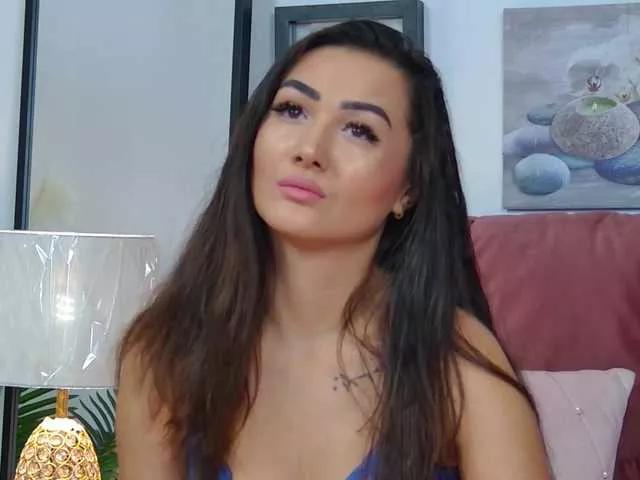 NicoleLegh on BongaCams 
