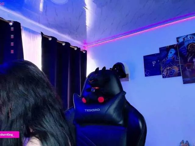 Offline Nicorobin on BongaCams