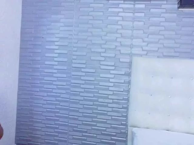 Offline nymplo-bff on BongaCams