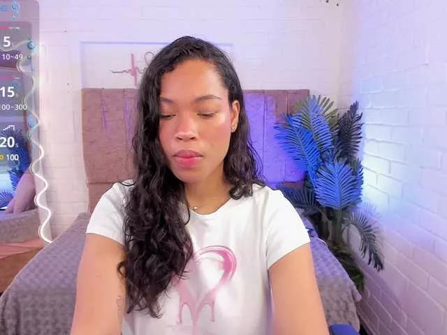 penelope-tay on BongaCams 