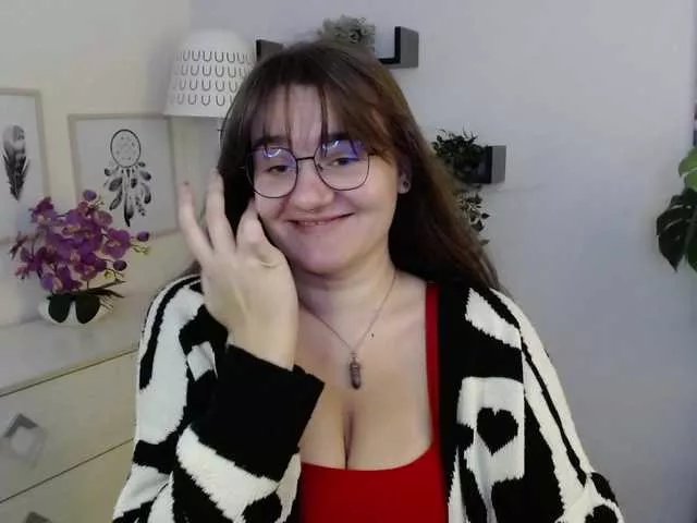 Offline perfectJulie on BongaCams