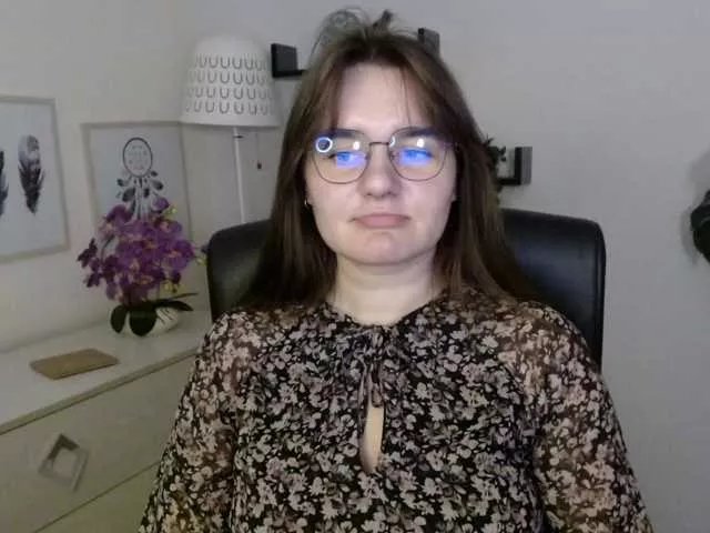 Offline perfectJulie on BongaCams