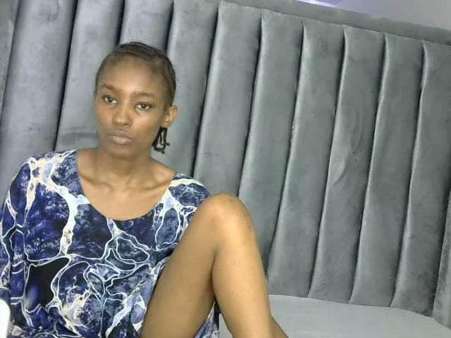 Petite20 on BongaCams 