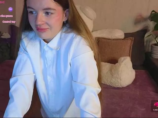 Freechat RosalineLov on BongaCams