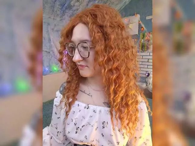 Offline Rosia-Guess on BongaCams