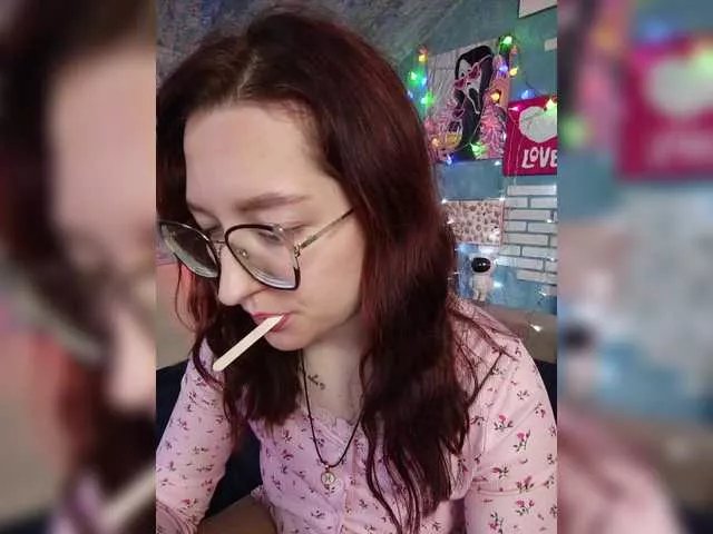 Offline Rosia-Guess on BongaCams