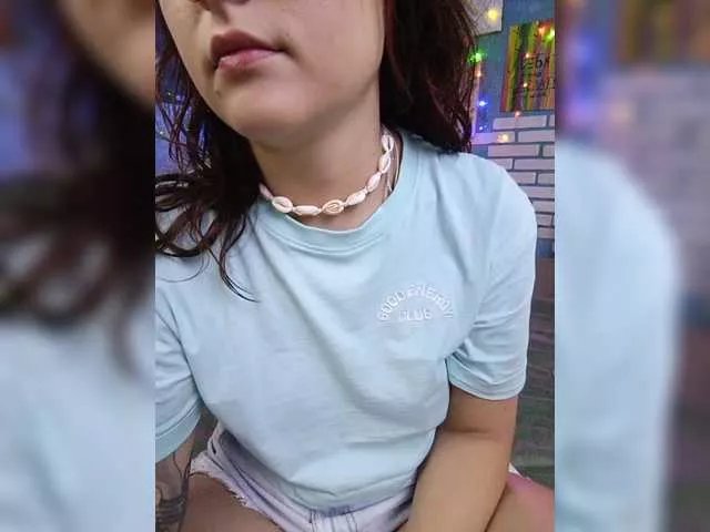 Offline Rosia-Guess on BongaCams