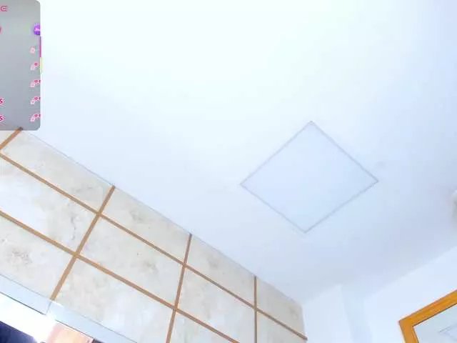 Freechat RoxyLior on BongaCams