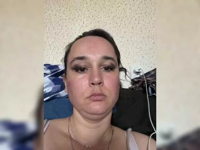 Offline SaliiOnli on BongaCams