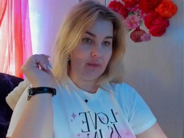 Offline SallyNex4u on BongaCams