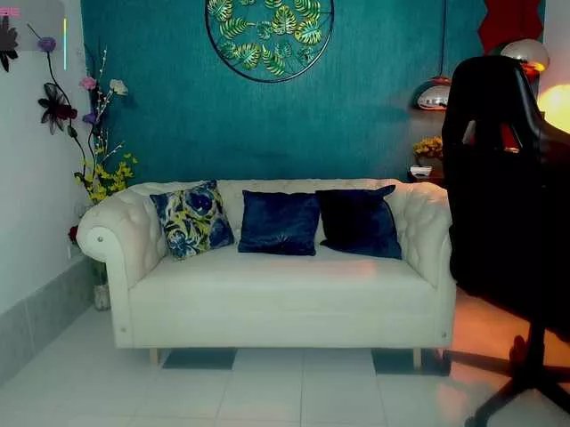 Offline Scandarkmarie on BongaCams