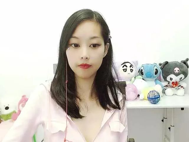 Freechat Selinababy99 on BongaCams