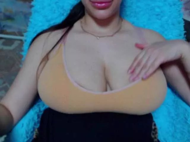 Offline SeuHot on BongaCams