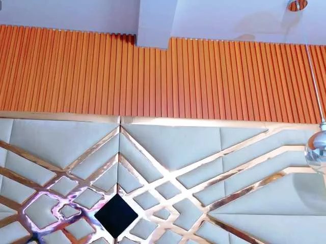 Offline sluttyandmature on BongaCams