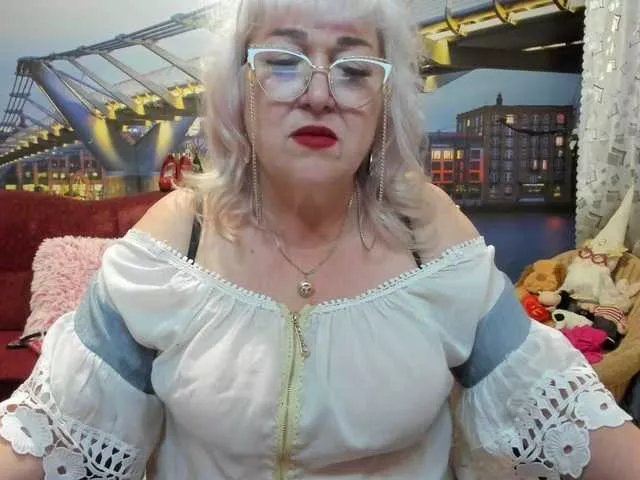 Offline StarMarmelada on BongaCams