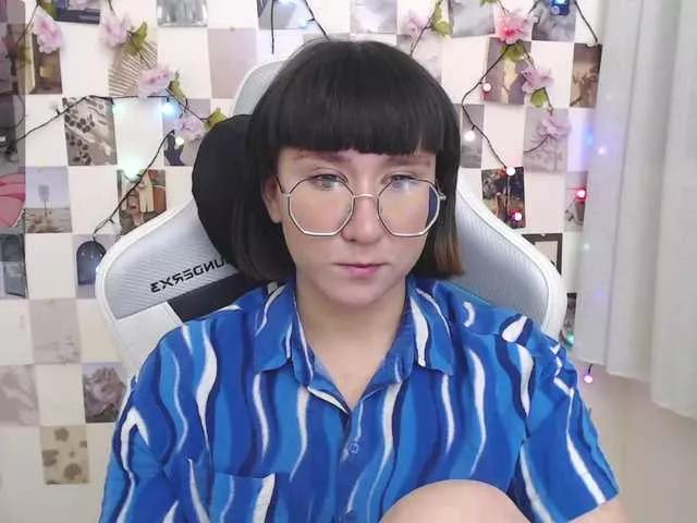 Steysi-memej on BongaCams 