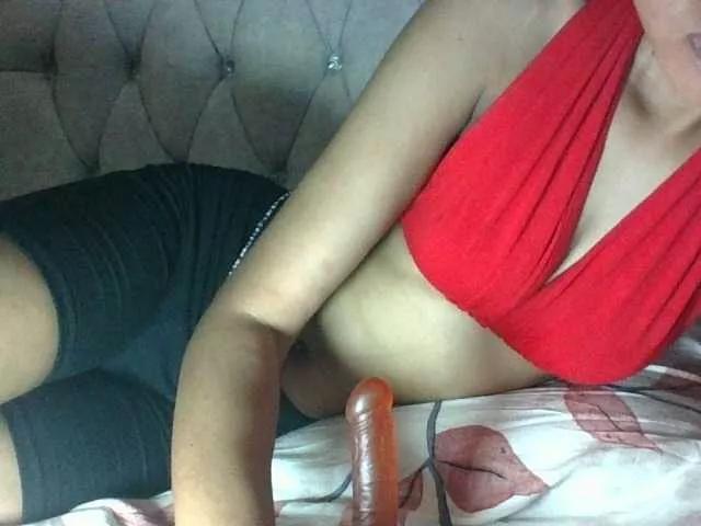 Sweet-Iddah on BongaCams 