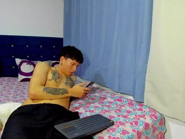 Offline TatianaAndDamian on BongaCams