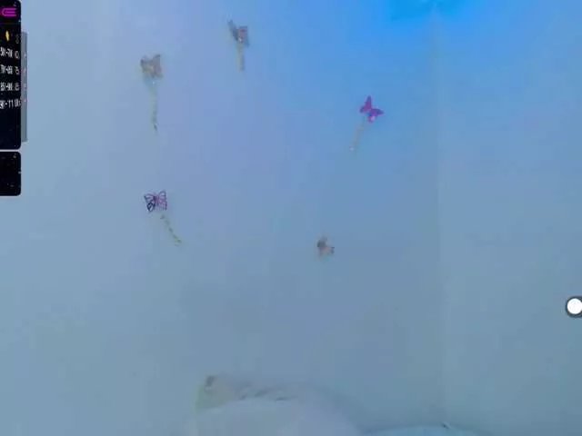 Offline tiffany-69 on BongaCams