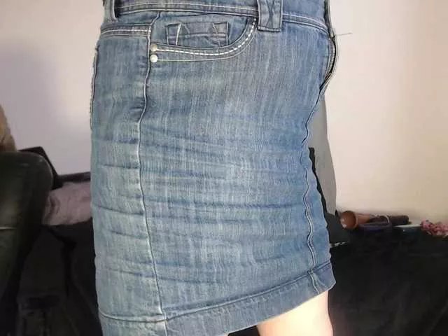 Offline titanic-tits on BongaCams