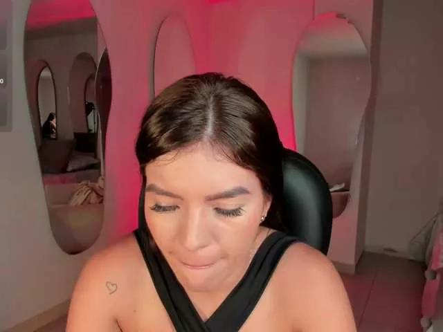 ValeriaRoldan on BongaCams 