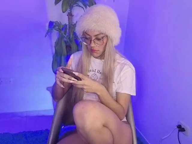 Offline venusjade on BongaCams