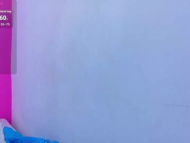 Freechat yourcuteneighbourr on BongaCams