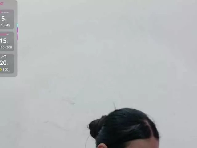 Freechat yourcuteneighbourr on BongaCams