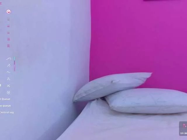 Freechat yourcuteneighbourr on BongaCams