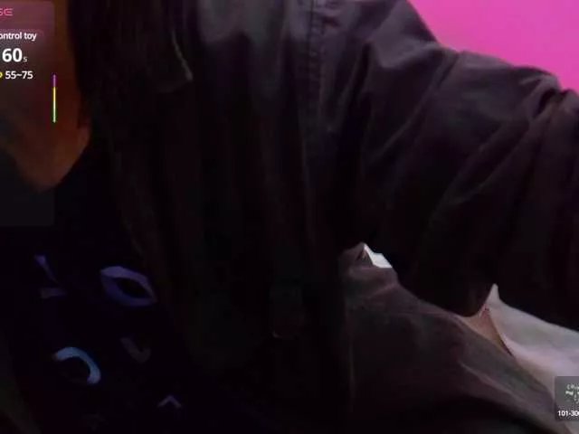 Freechat yourcuteneighbourr on BongaCams