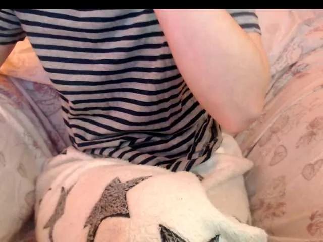 yzza-suave on BongaCams 