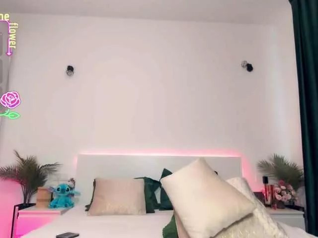 Offline zoey-marie on BongaCams