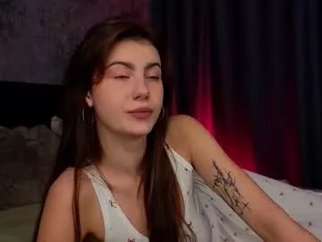 Freechat _a_n_n_y_ on Chaturbate