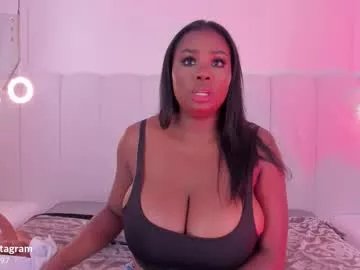 Freechat _huge_boobs_ebony on Chaturbate