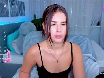 Freechat _mila__aa on Chaturbate