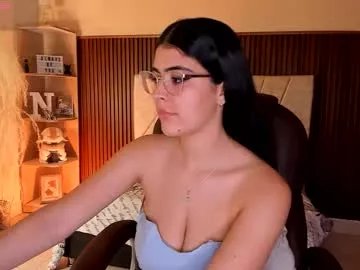 Freechat _niah_ on Chaturbate