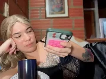 Freechat camii19y on Chaturbate