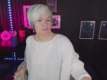 Freechat carmensoft on Chaturbate