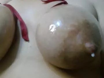 Freechat cata__gutierrez_ on Chaturbate