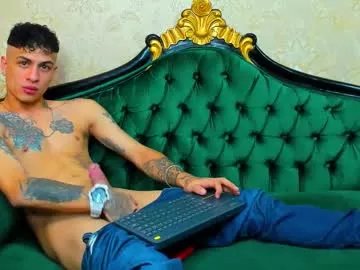 Freechat chrismckay_ on Chaturbate