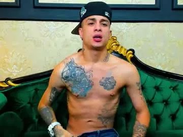 Freechat chrismckay_ on Chaturbate