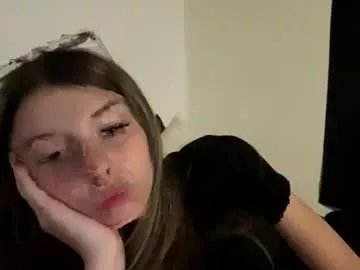 Freechat clairewalkerrr on Chaturbate