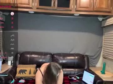 Freechat exwifesoon on Chaturbate