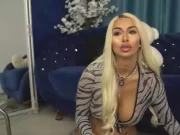 Freechat goldenamberx on Chaturbate