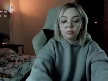 Freechat hot_babayaga on Chaturbate