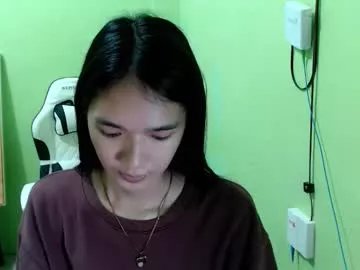 Freechat innocent_reign69 on Chaturbate