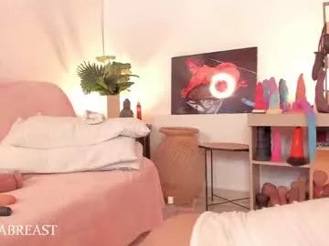 Freechat ivannabreastoficial on Chaturbate