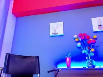 Freechat jade_brunnette on Chaturbate