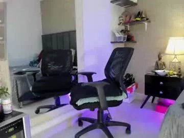 Freechat mariana_c on Chaturbate