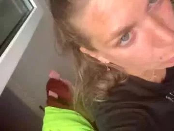 Freechat melli23 on Chaturbate